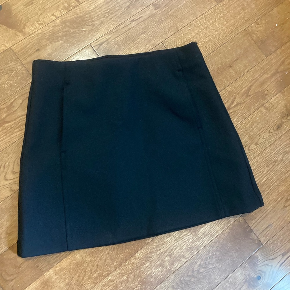 Zara Black mini skirt
